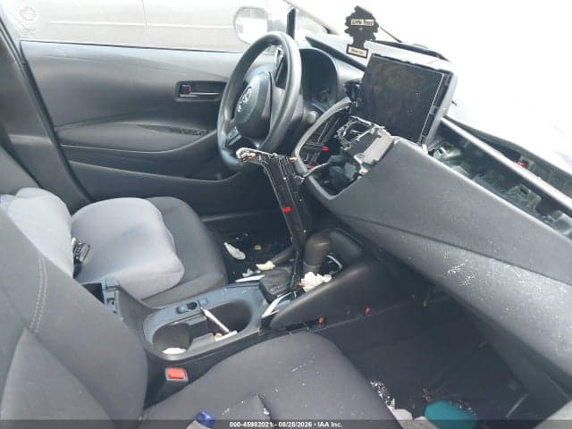 2025 TOYOTA COROLLA LE 5
