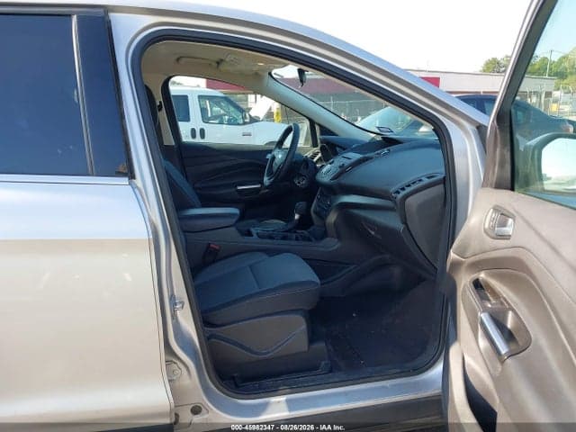 2017 FORD ESCAPE SE 5