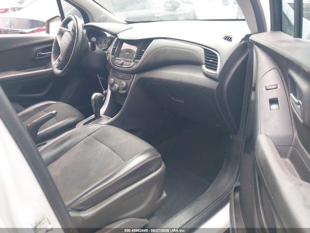 2018 CHEVROLET TRAX LT 7