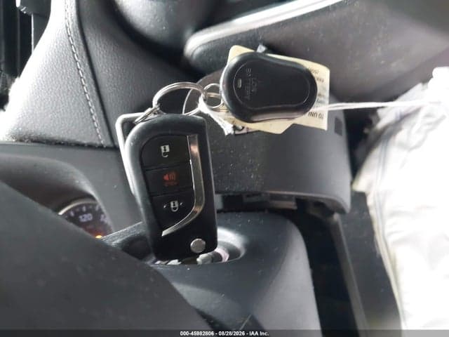 2019 TOYOTA RAV4 LE 3