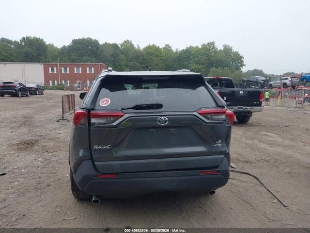 2019 TOYOTA RAV4 LE 5