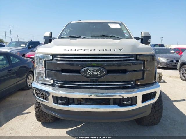 2017 FORD F-250 LARIAT 13