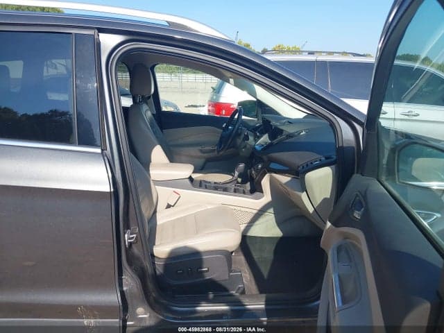 2017 FORD ESCAPE TITANIUM 5