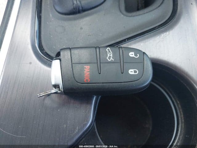 2018 DODGE CHALLENGER SXT 11