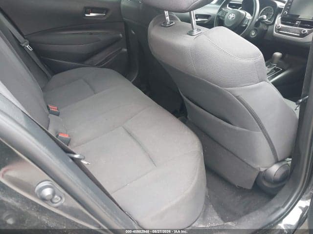 2021 TOYOTA COROLLA LE 8