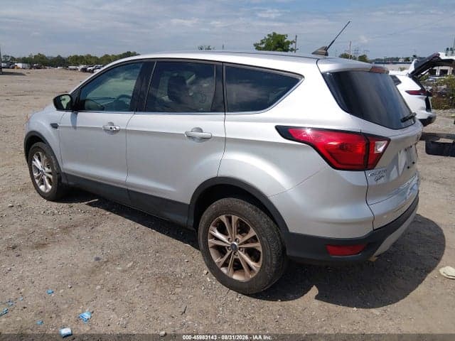 2019 FORD ESCAPE SE 3
