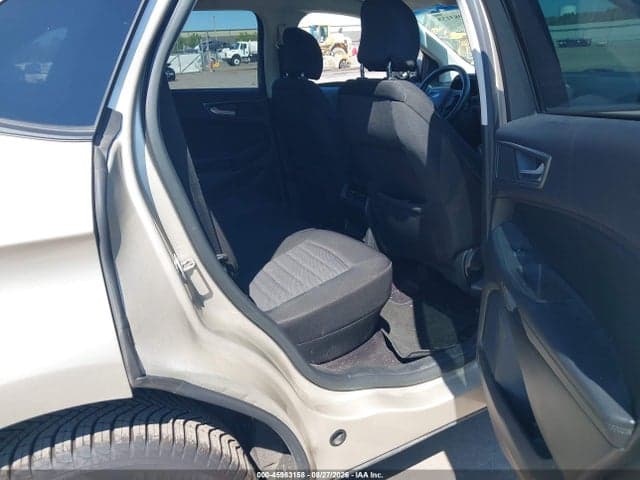 2017 FORD EDGE SE 8