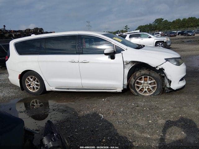 2017 CHRYSLER PACIFICA TOURING 13