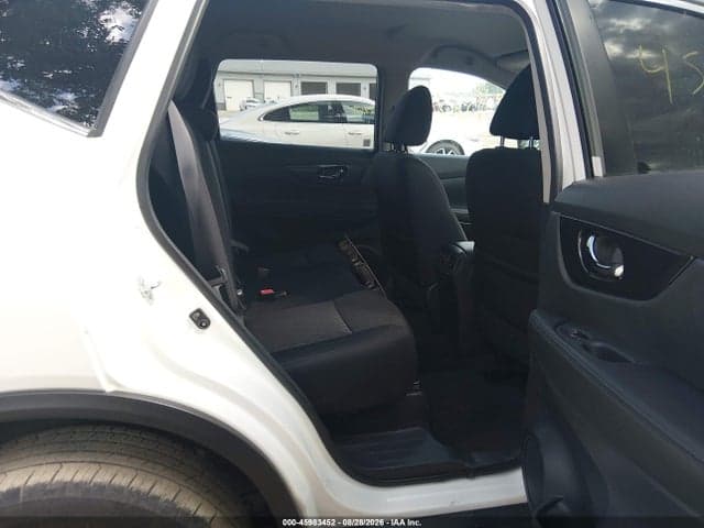 2017 NISSAN ROGUE S 8