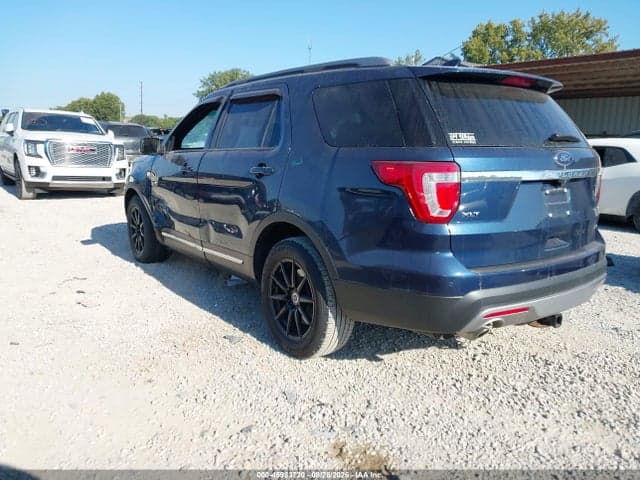 2017 FORD EXPLORER XLT 3