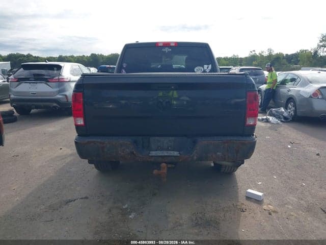 2017 RAM 1500 EXPRESS 4X4 5'7 BOX 16