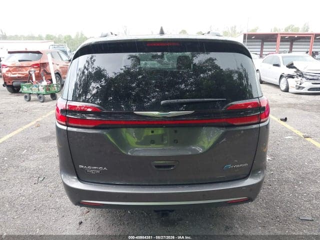 2021 CHRYSLER PACIFICA HYBRID PINNACLE 16