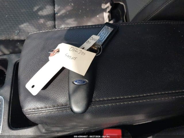 2019 FORD ESCAPE SE 11