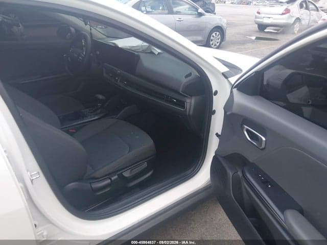 2025 KIA K4 LX 5