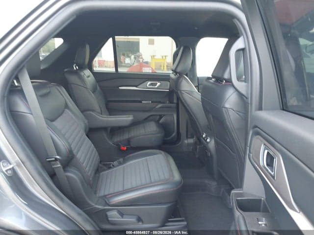 2025 FORD EXPLORER ST-LINE 8