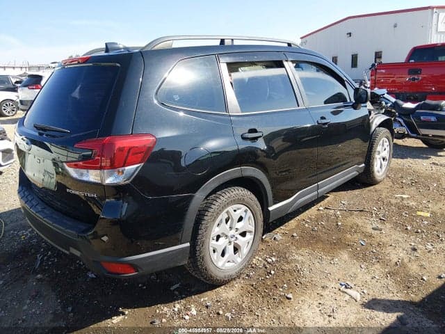 2019 SUBARU FORESTER 4