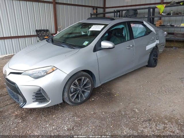 2018 TOYOTA COROLLA XSE 2