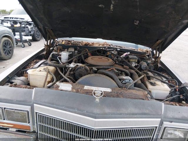 1986 CADILLAC FLEETWOOD BROUGHAM 10