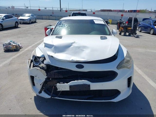 2019 KIA STINGER 14