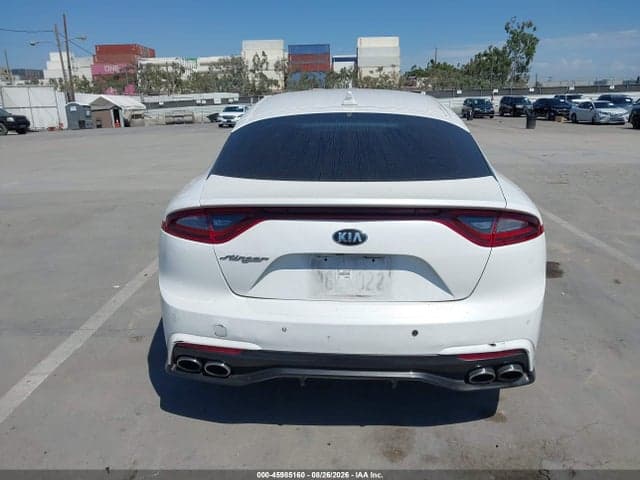2019 KIA STINGER 18