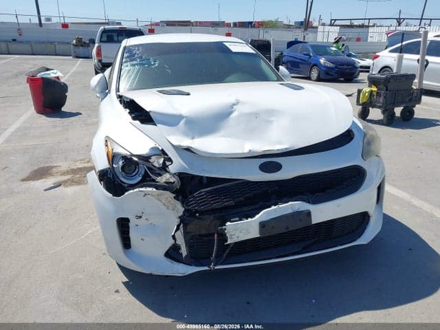 2019 KIA STINGER 6