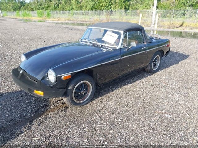 1975 MGB CONVERTIBLE 2