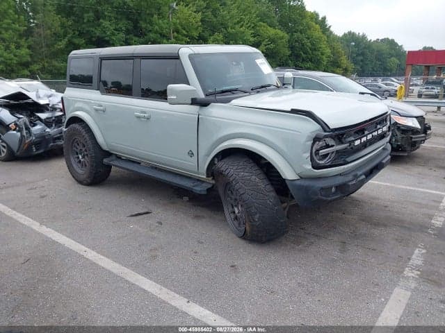 2022 FORD BRONCO OUTER BANKS 1