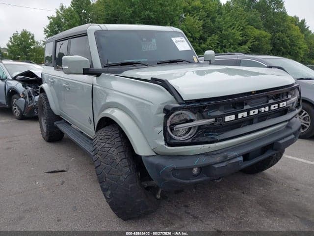 2022 FORD BRONCO OUTER BANKS 6