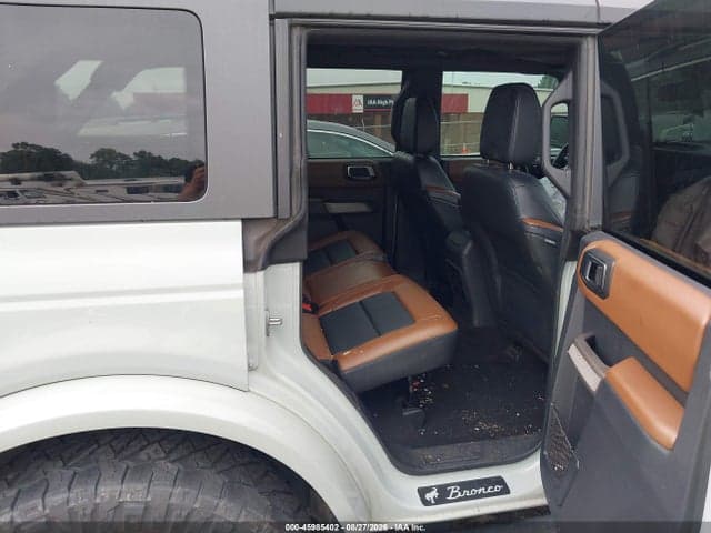 2022 FORD BRONCO OUTER BANKS 8
