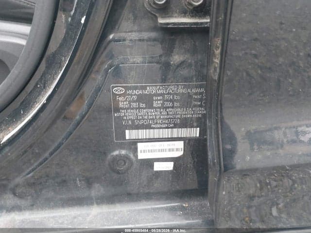 2019 HYUNDAI ELANTRA SE 9