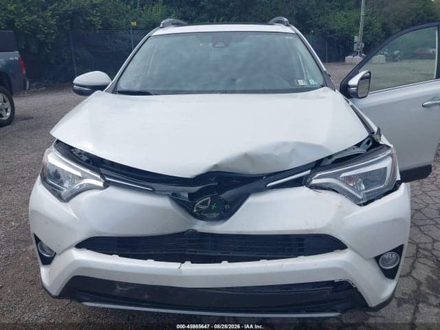 2017 TOYOTA RAV4 LIMITED 10