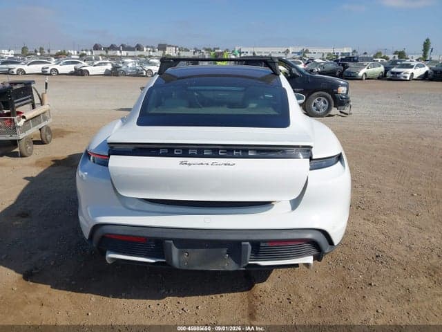 2020 PORSCHE TAYCAN TURBO 17