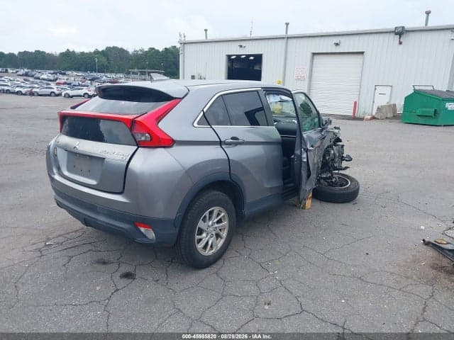 2018 MITSUBISHI ECLIPSE CROSS ES 4