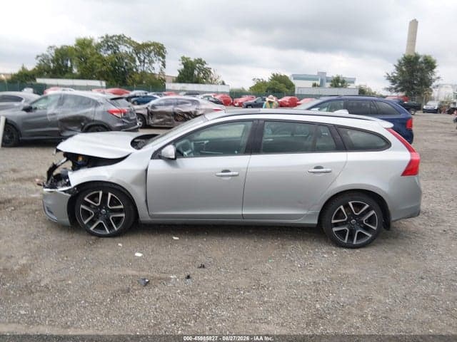 2018 VOLVO V60 T5 DYNAMIC 14