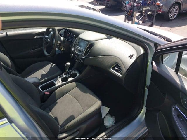 2018 CHEVROLET CRUZE LT AUTO 5