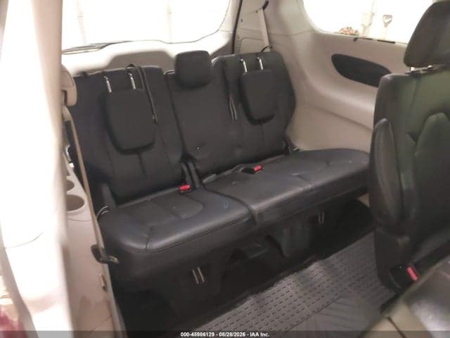 2021 CHRYSLER PACIFICA TOURING L 18