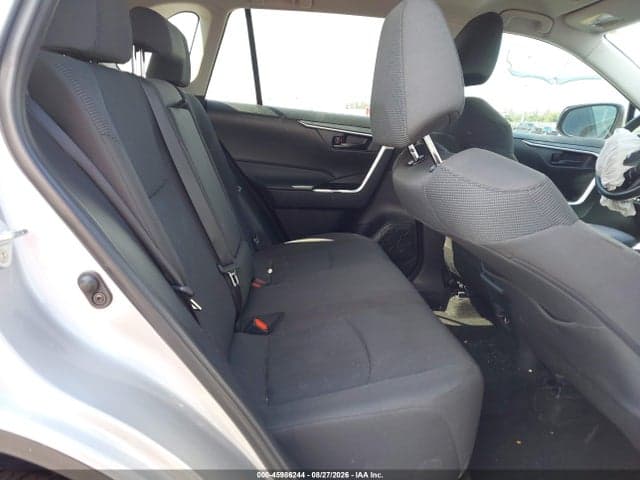 2024 TOYOTA RAV4 LE 8