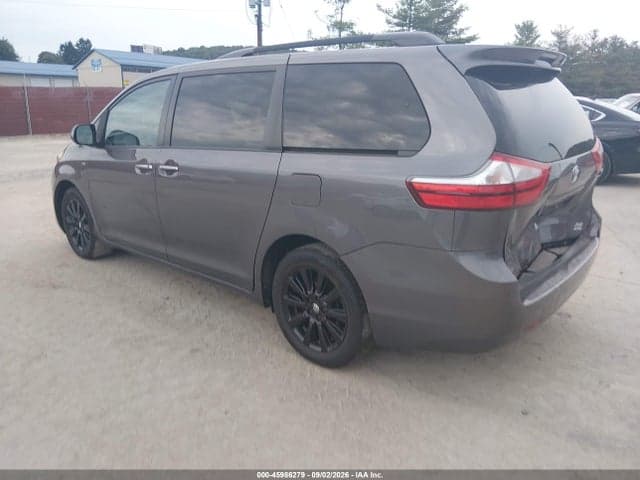 2017 TOYOTA SIENNA XLE 7 PASSENGER 3