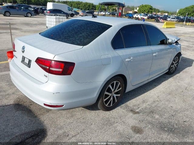2017 VOLKSWAGEN JETTA 1.4T SE 4