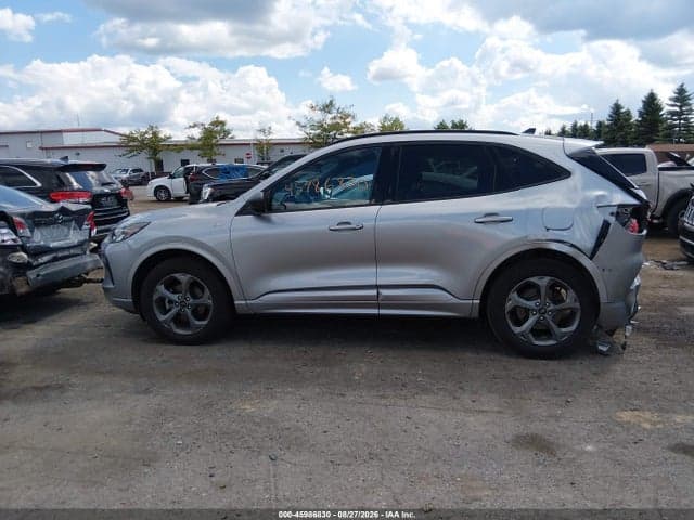 2024 FORD ESCAPE ST-LINE 14