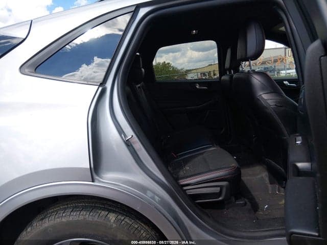 2024 FORD ESCAPE ST-LINE 8