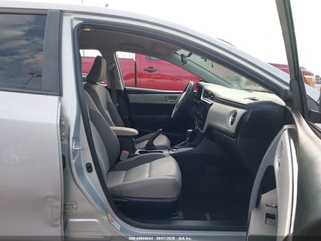 2017 TOYOTA COROLLA LE 5