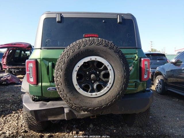 2023 FORD BRONCO OUTER BANKS 16