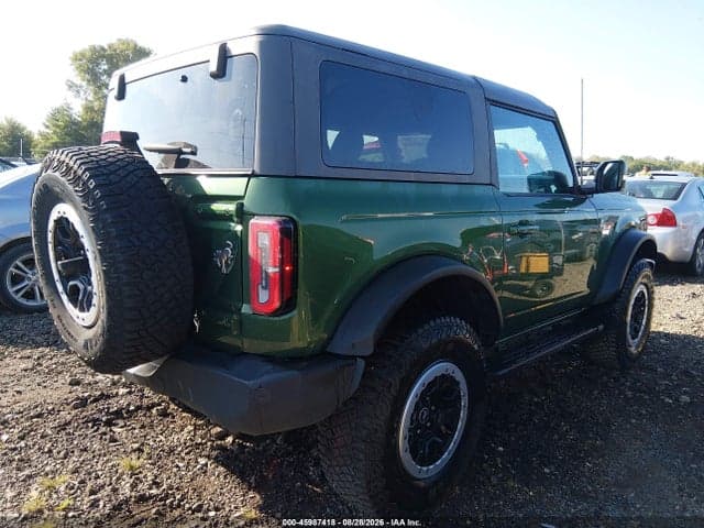 2023 FORD BRONCO OUTER BANKS 4