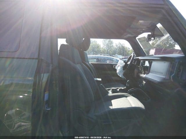2023 FORD BRONCO OUTER BANKS 5