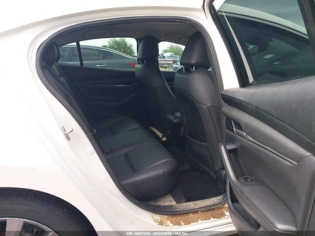 2021 MAZDA MAZDA3 SELECT 8