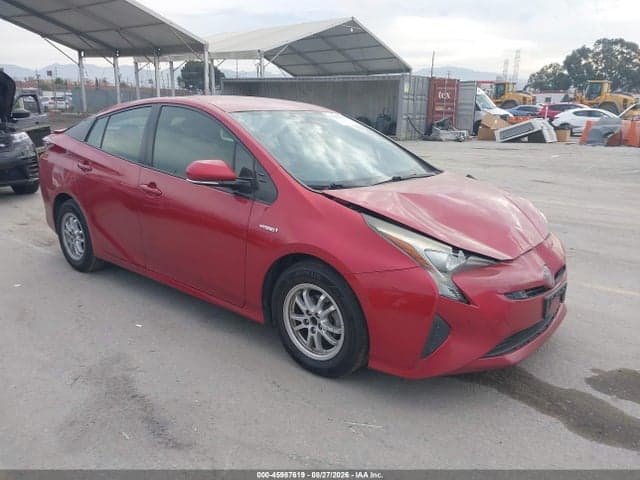 2018 TOYOTA PRIUS THREE 1