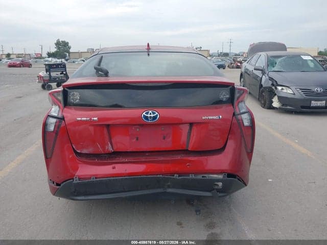 2018 TOYOTA PRIUS THREE 16