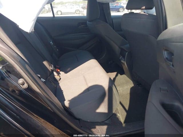 2025 TOYOTA COROLLA LE 8