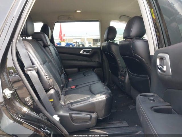 2019 NISSAN PATHFINDER SL 8